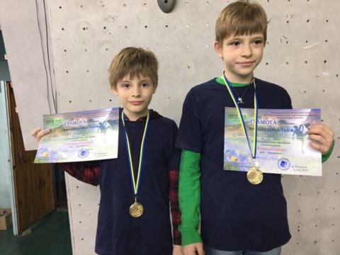 Киянину Пічки Демиду присвоєно 3-й розряд зі скелелазіння